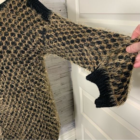Marble Black Brown Knit Sweater Fuzzy Boat Neck Long Sleeves Slit Back Sz Medium - Picture 7 of 11